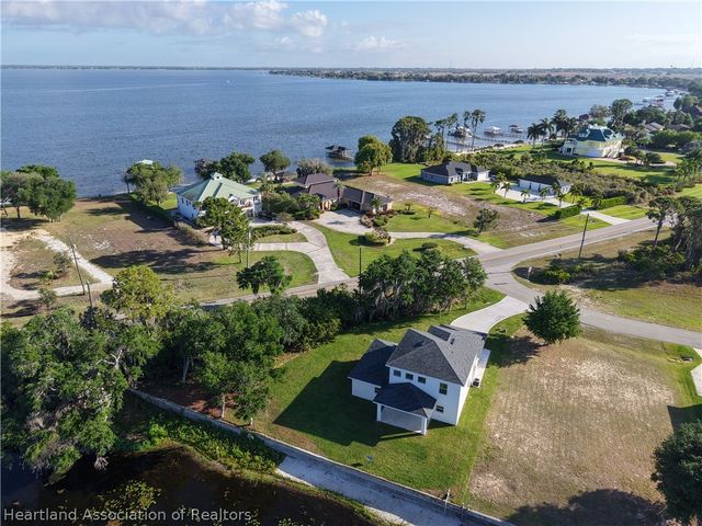 100 Tuomey Court, Lake Placid, FL 33852
