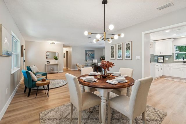 12105 N 53RD STREET, Temple Terrace, FL 33617