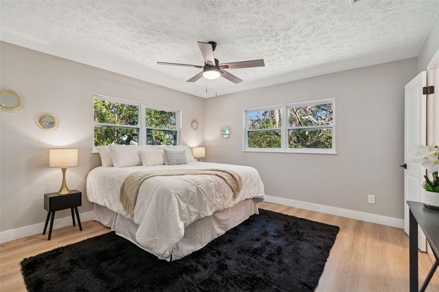 12105 N 53RD STREET, Temple Terrace, FL 33617