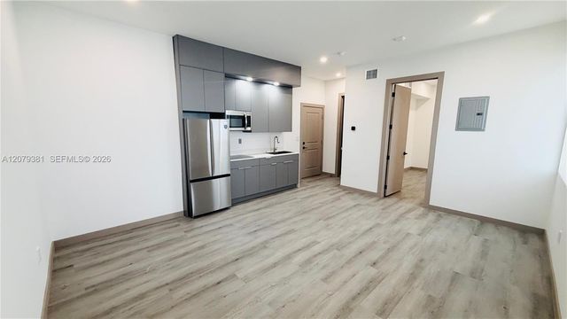 768 NW 2nd Street 2, Miami, FL 33128