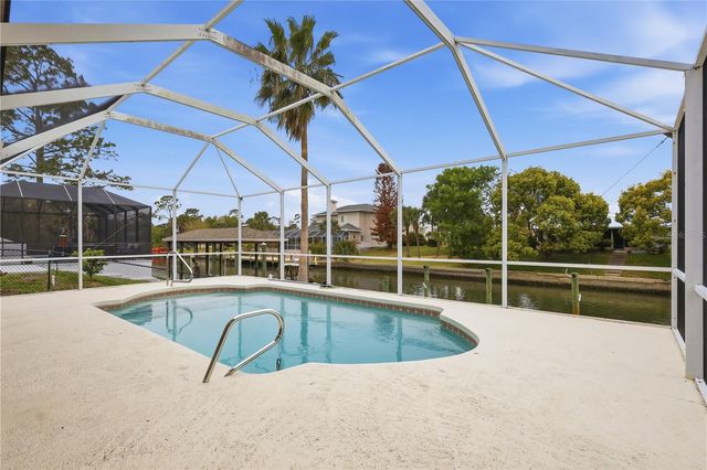 15 CEDARFIELD COURT, Palm Coast, FL 32137