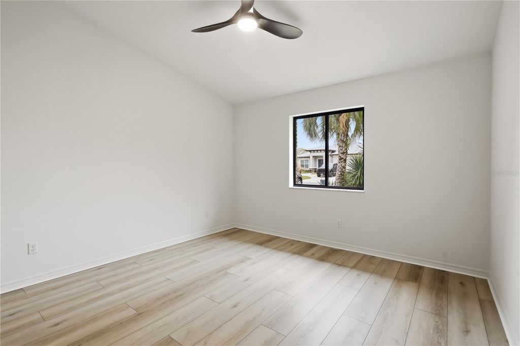 Image 24 of property listing at 15 CEDARFIELD COURT, Palm Coast, FL 32137