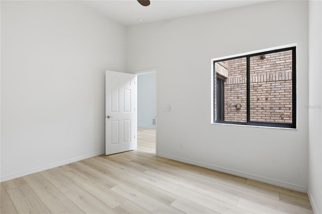 Image 37 of property listing at 15 CEDARFIELD COURT, Palm Coast, FL 32137