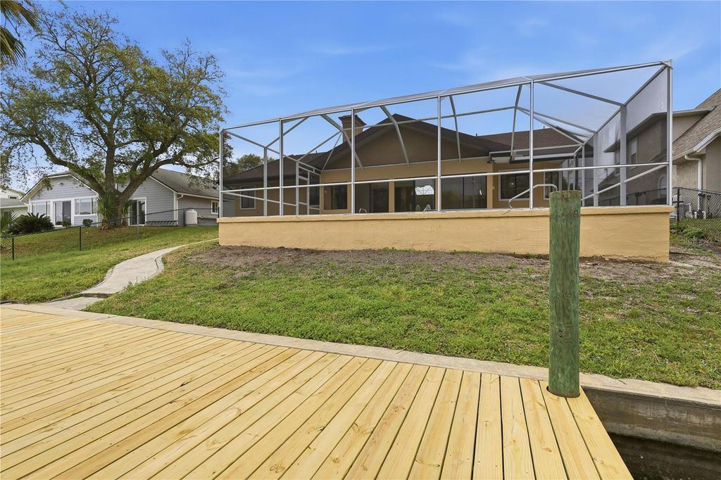 Image 45 of property listing at 15 CEDARFIELD COURT, Palm Coast, FL 32137