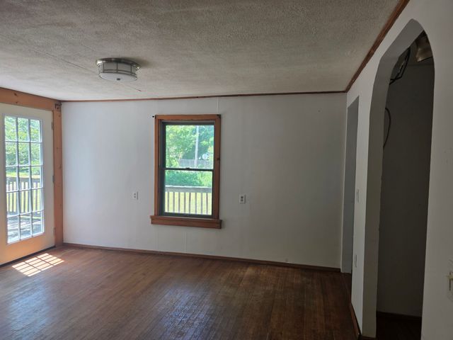 26 Pasture Road, Swanzey, NH 03446