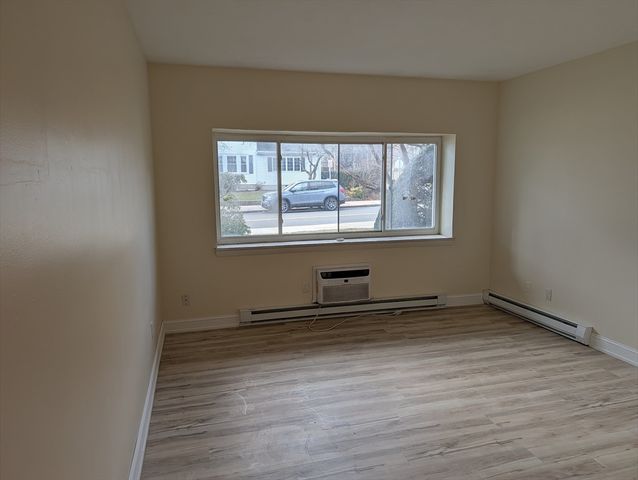 525 Highland Ave. 12, Malden, MA 02148