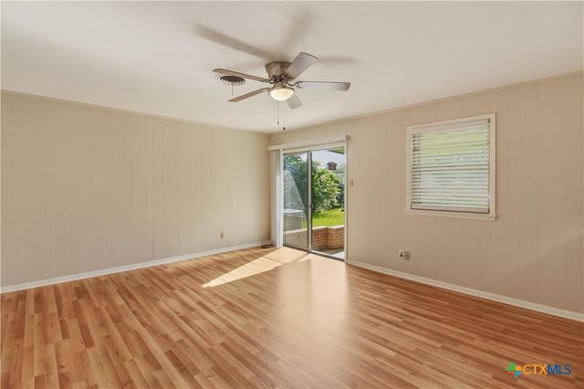2410 Robin Road, Temple, TX 76502
