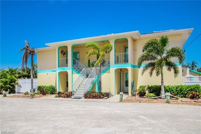 3226 Stringfellow RD, St. James City, FL 33956