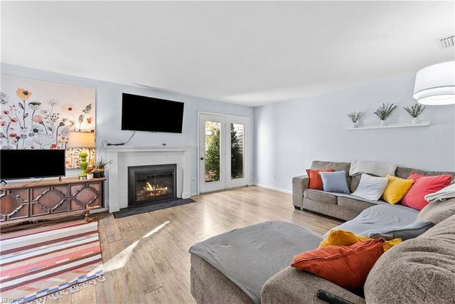 3909 Wyckoff DR, Virginia Beach, VA 23452