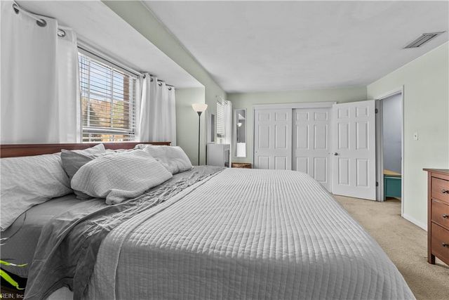 3909 Wyckoff DR, Virginia Beach, VA 23452