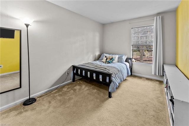 3909 Wyckoff DR, Virginia Beach, VA 23452