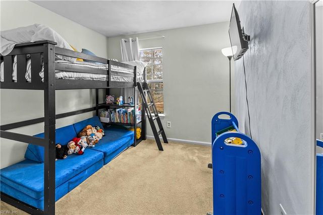 3909 Wyckoff DR, Virginia Beach, VA 23452