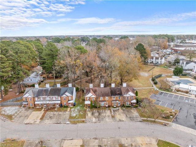3909 Wyckoff DR, Virginia Beach, VA 23452