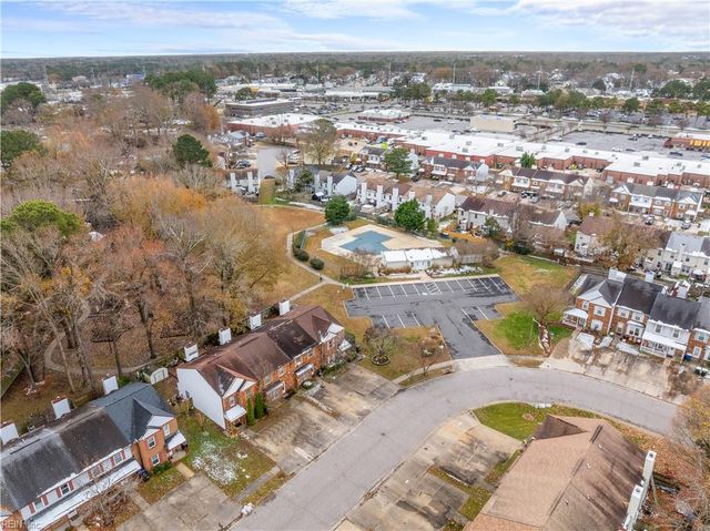 3909 Wyckoff DR, Virginia Beach, VA 23452