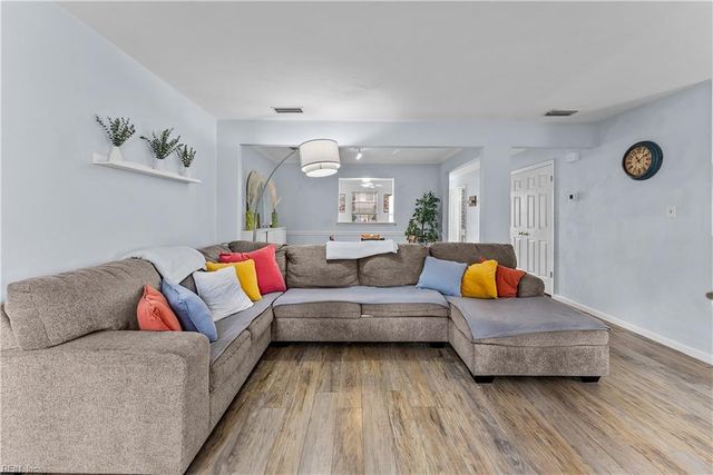 3909 Wyckoff DR, Virginia Beach, VA 23452