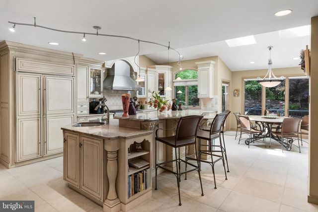 21 TEAK CT, Cherry Hill, NJ 08003