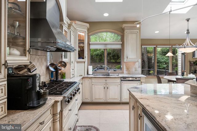 21 TEAK CT, Cherry Hill, NJ 08003