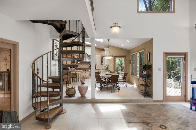 21 TEAK CT, Cherry Hill, NJ 08003