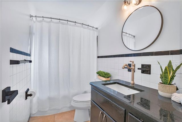 3246 INVERNESS COURT, Orlando, FL 32806