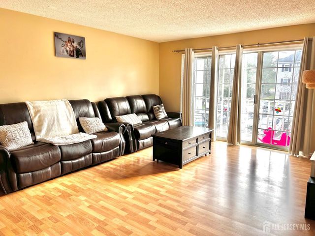 465 Northam Drive, North Brunswick, NJ 08902
