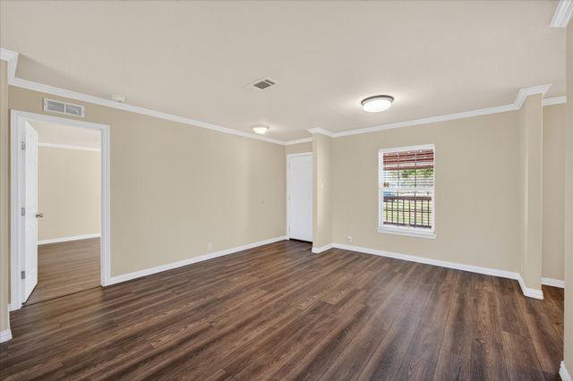 1209 County Road 214, Venus, TX 76084