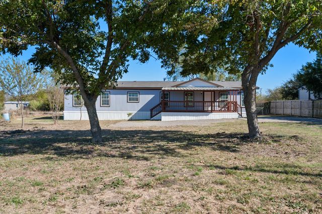 1209 County Road 214, Venus, TX 76084