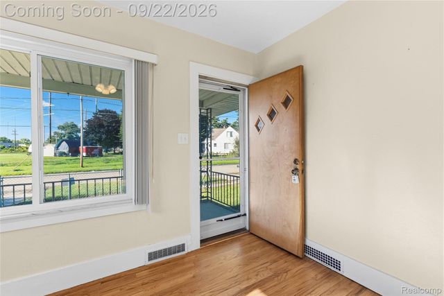 4609 Pengelly Road, Flint, MI 48507