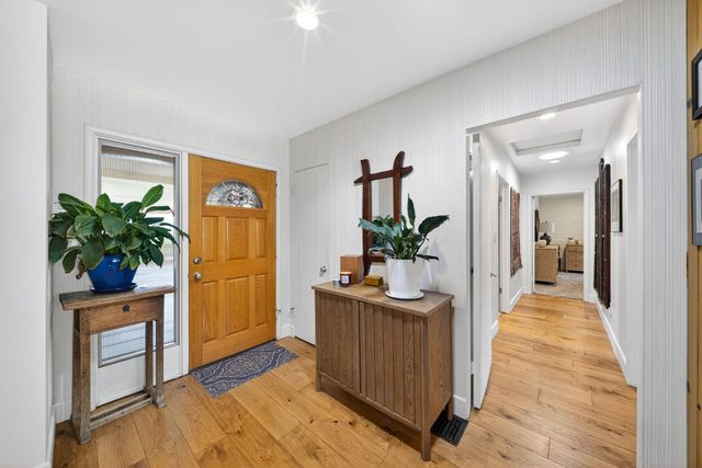 4872 N Arcade Avenue, Fresno, CA 93704