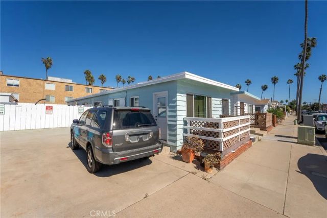 1546 Muir, San Diego, CA 92107