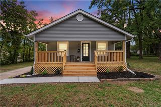 609 E Myrtle Street, Independence, MO 64055