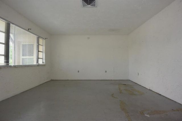 8568 HEATHER BOULEVARD, Weeki Wachee, FL 34613