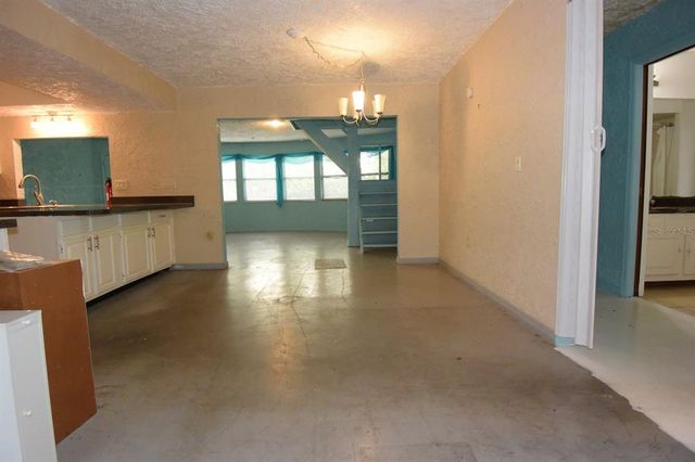 8568 HEATHER BOULEVARD, Weeki Wachee, FL 34613
