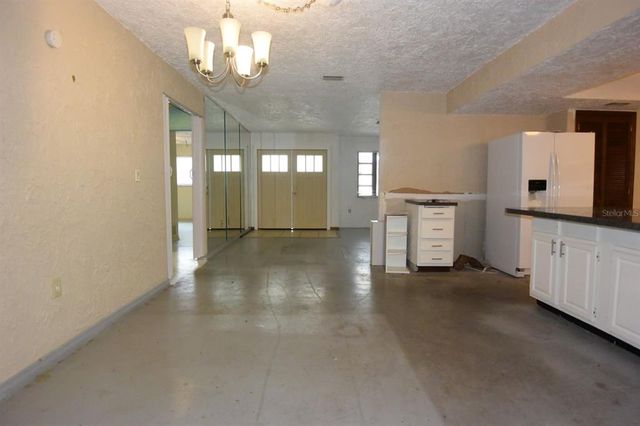 8568 HEATHER BOULEVARD, Weeki Wachee, FL 34613