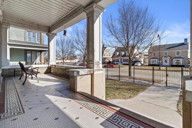 920 Main STREET, Racine, WI 53403