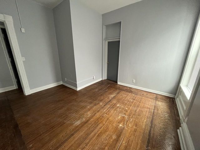 920 Main STREET, Racine, WI 53403