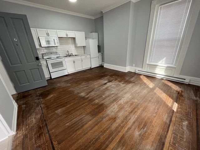 920 Main STREET, Racine, WI 53403