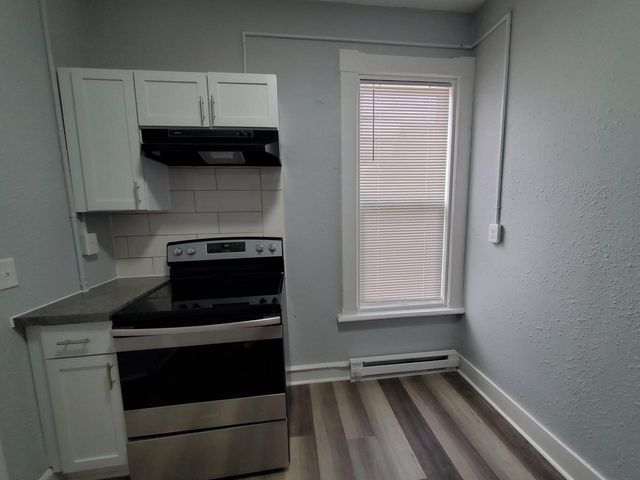 920 Main STREET, Racine, WI 53403