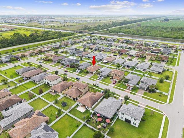 12500 NW Stanis Lane, Port St. Lucie, FL 34987