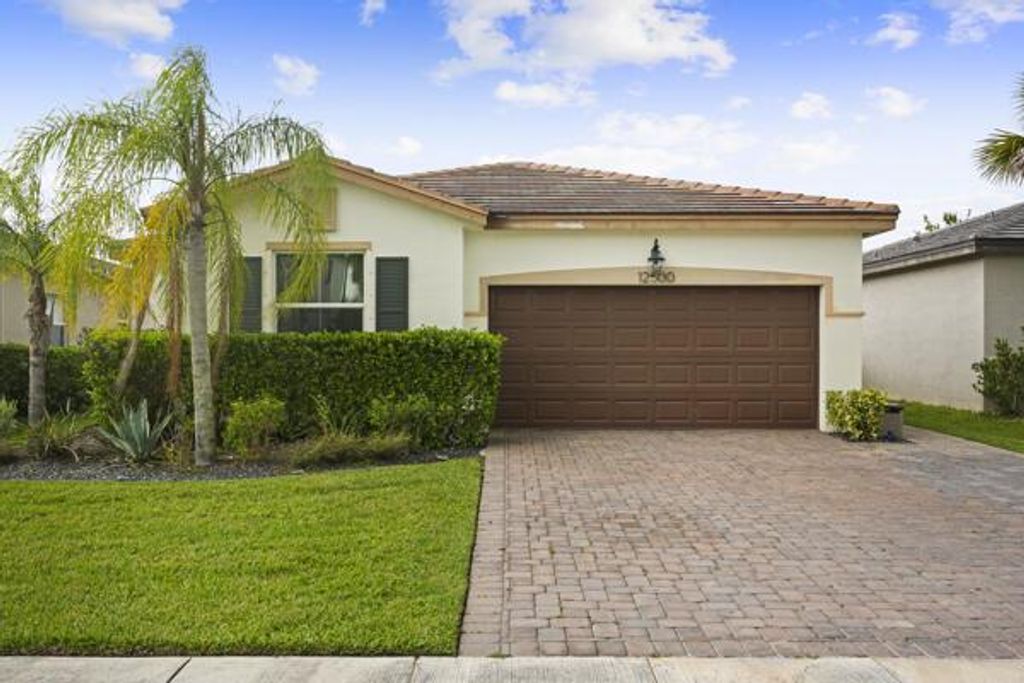 12500 NW Stanis Lane, Port St. Lucie, FL 34987