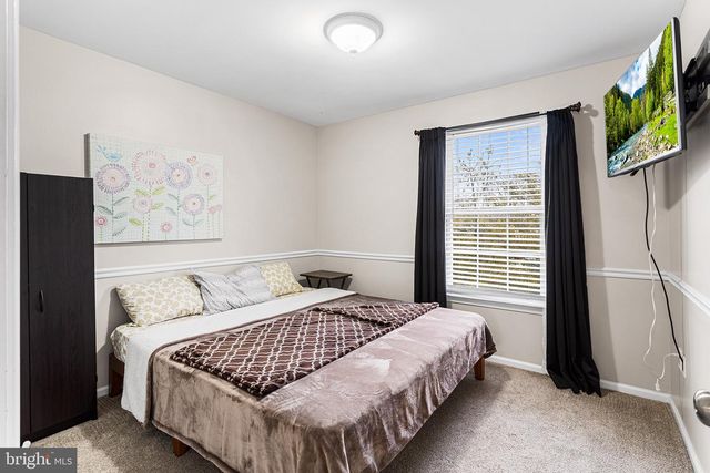 767 HUNTER DR, Pennsburg, PA 18073