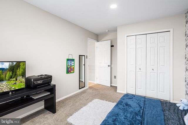 767 HUNTER DR, Pennsburg, PA 18073