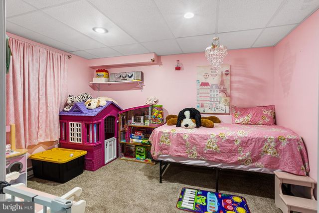 767 HUNTER DR, Pennsburg, PA 18073