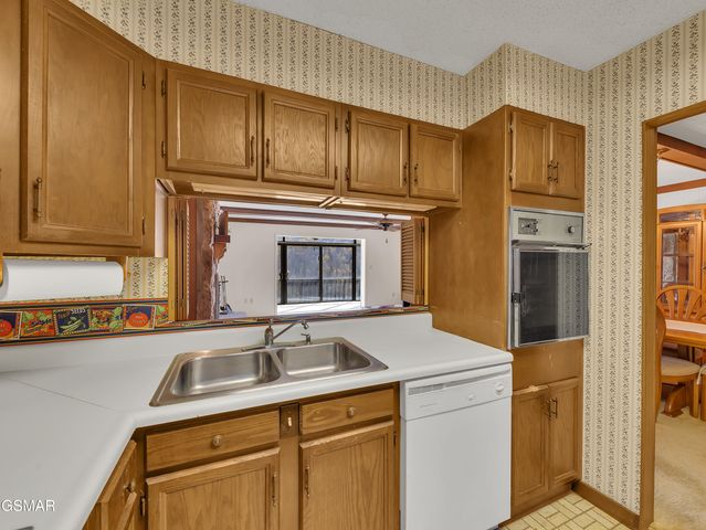 1824 Oriole Road, Gatlinburg, TN 37738