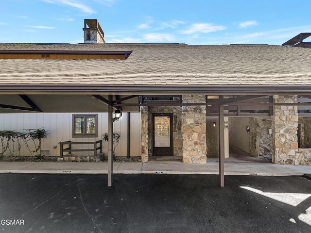 1824 Oriole Road, Gatlinburg, TN 37738