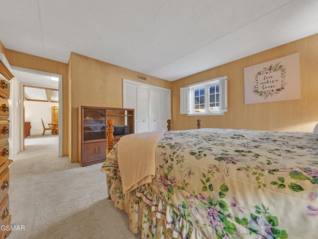 1824 Oriole Road, Gatlinburg, TN 37738