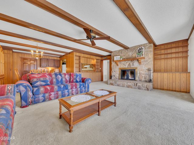 1824 Oriole Road, Gatlinburg, TN 37738