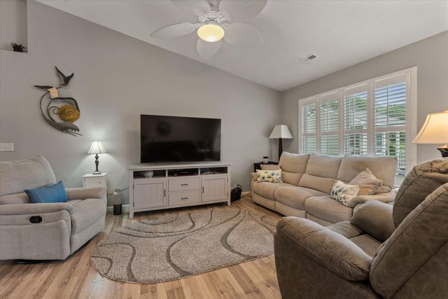 22710 Diamond Cove Street, Lagrange Twp, MI 49031