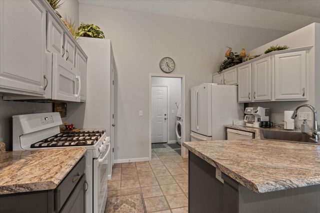 22710 Diamond Cove Street, Lagrange Twp, MI 49031