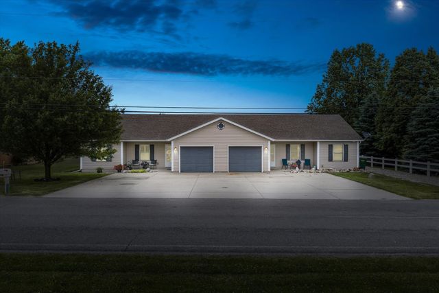 22710 Diamond Cove Street, Lagrange Twp, MI 49031