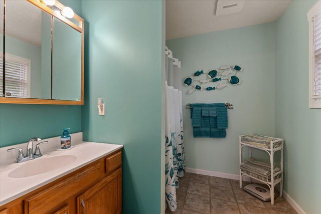 22710 Diamond Cove Street, Lagrange Twp, MI 49031